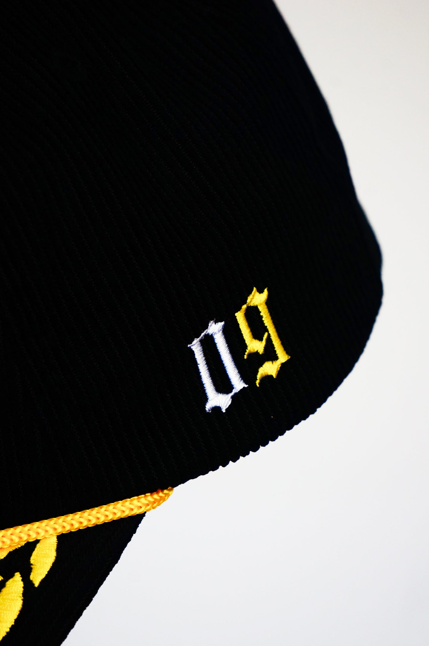 09 Capped Classic - Full Black